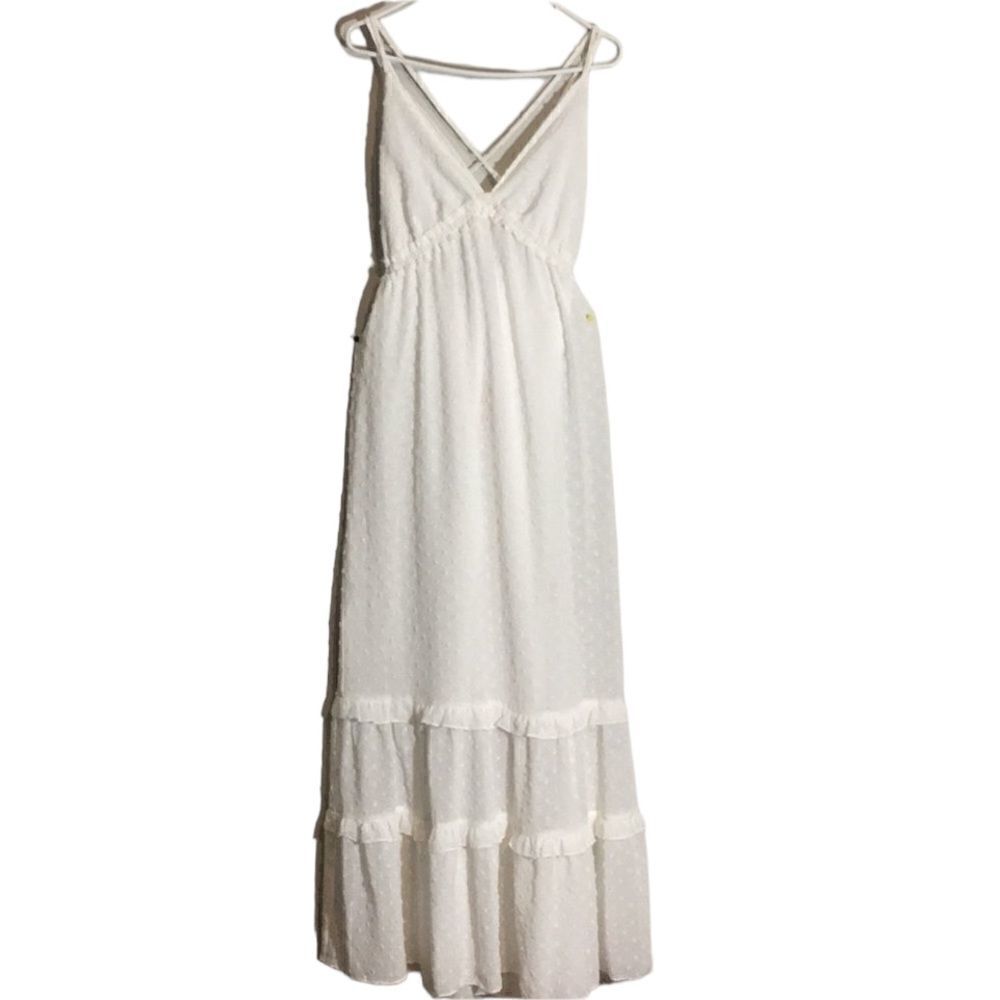 Women’s Deep V-Neck Maxi Dress-Needlework White. L